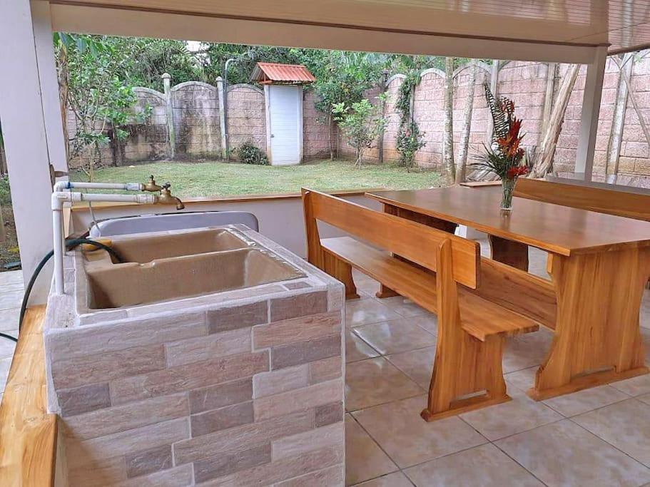 Tropical Bee Garden Holiday Houses Savegre المظهر الخارجي الصورة